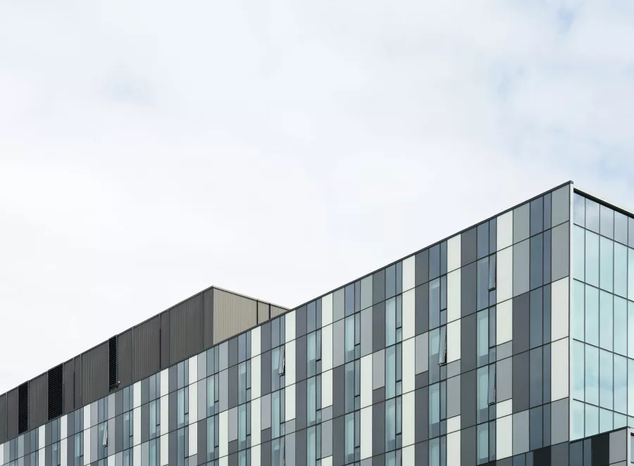Gray/white building