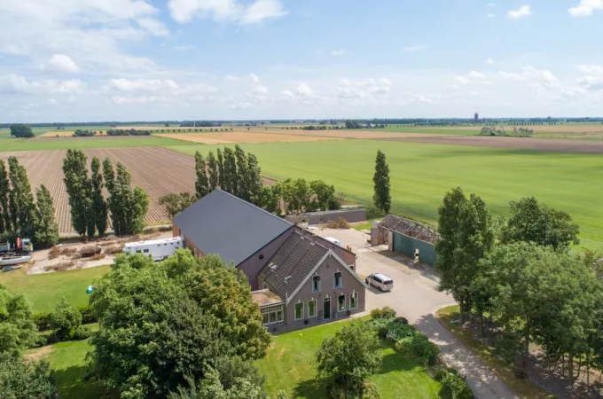 Warehouse 't Zand